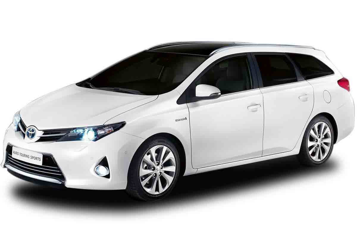 Airport Transfers in Manor Park, Estate Cars